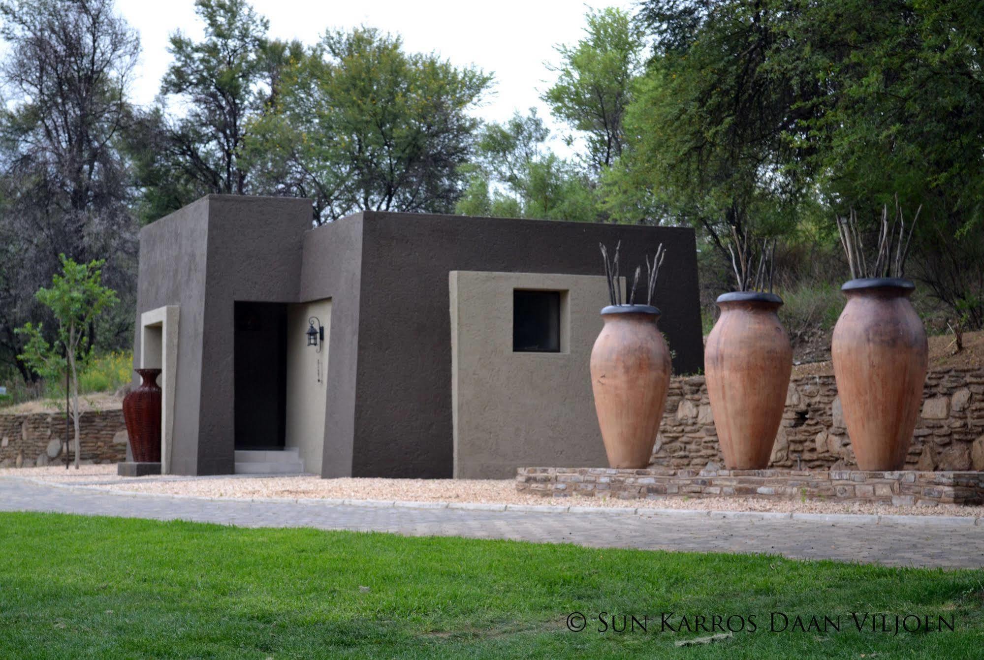 Sun Karros Daan Viljoen Hotel Windhoek Luaran gambar