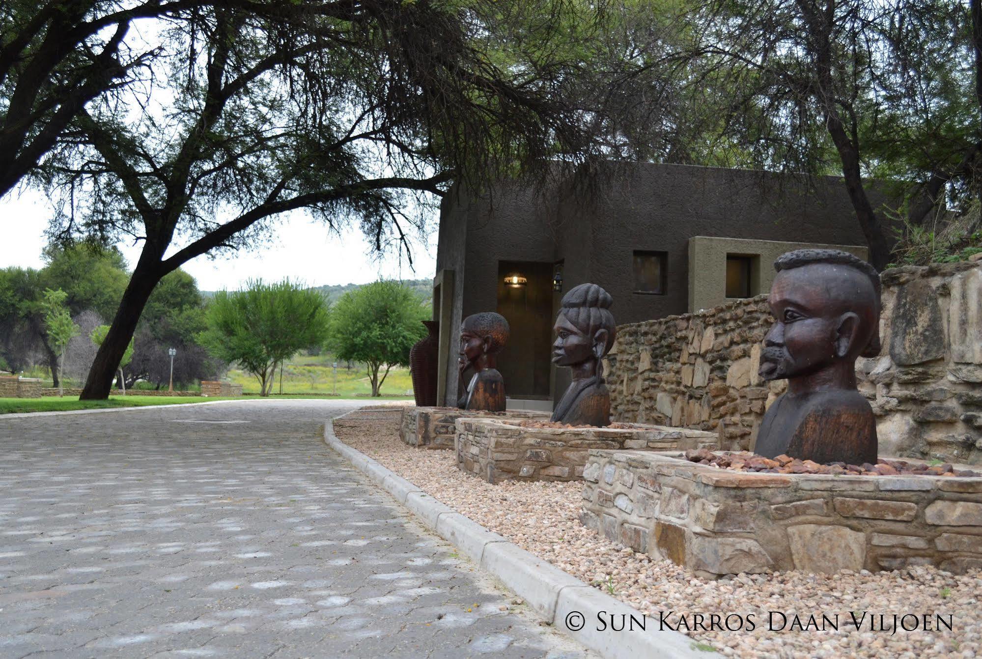 Sun Karros Daan Viljoen Hotel Windhoek Luaran gambar