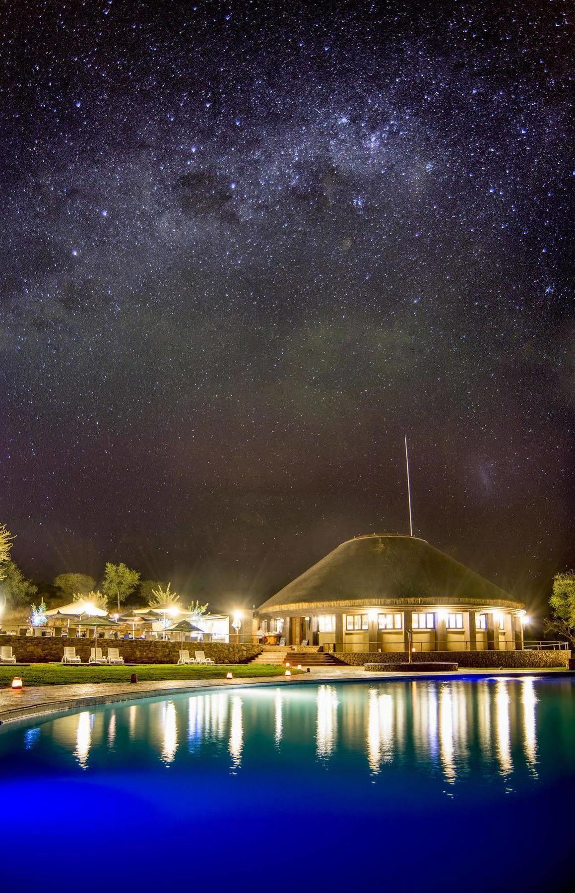 Sun Karros Daan Viljoen Hotel Windhoek Luaran gambar
